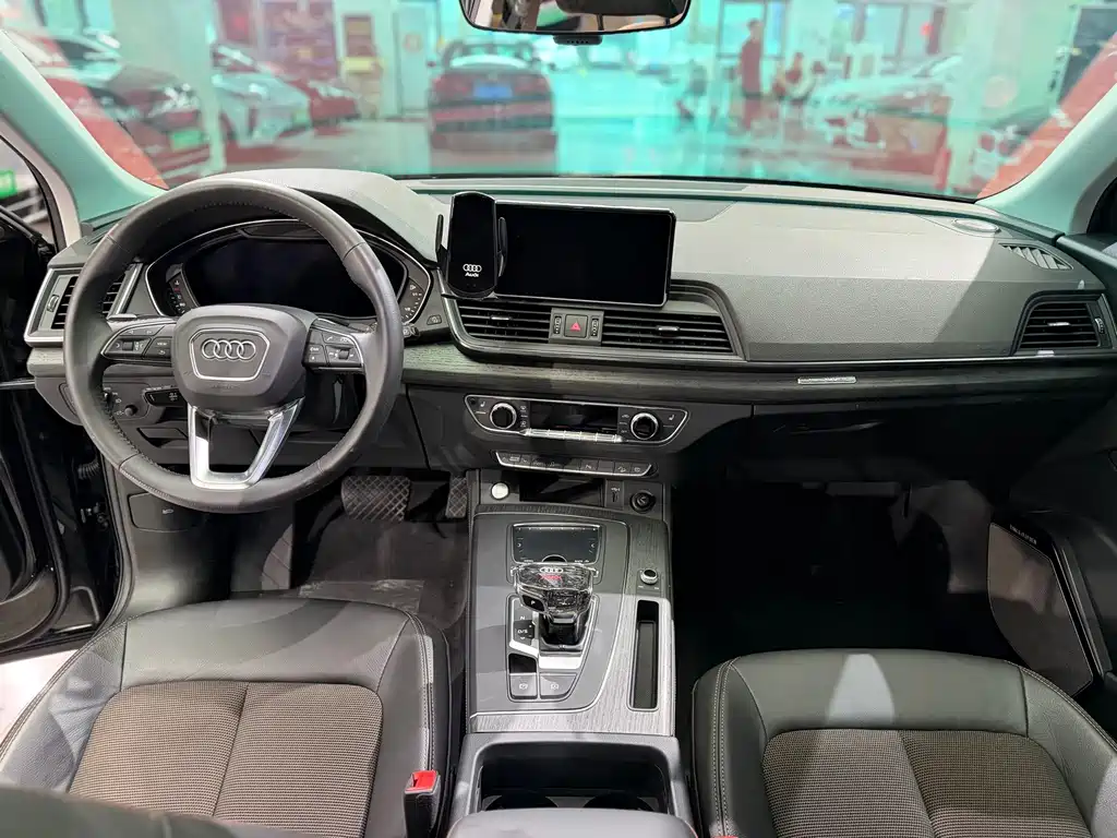 Audi Q5L — миниатюра 10