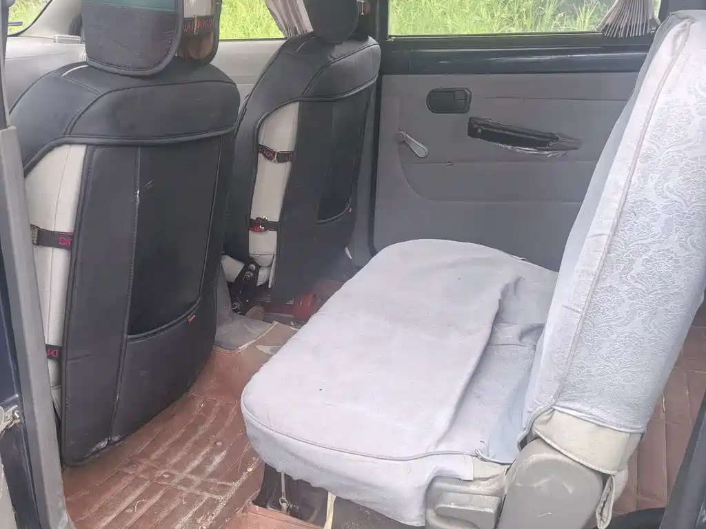 Wuling Hongguang — миниатюра 5