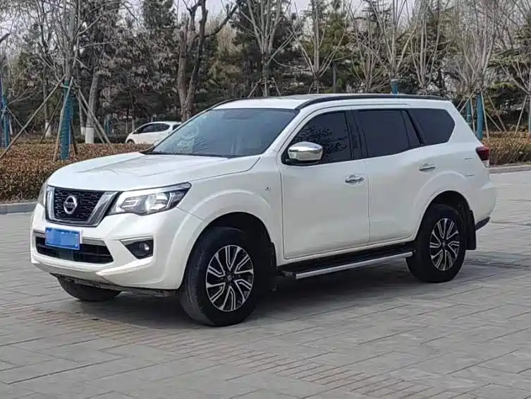 Nissan Terra 2019