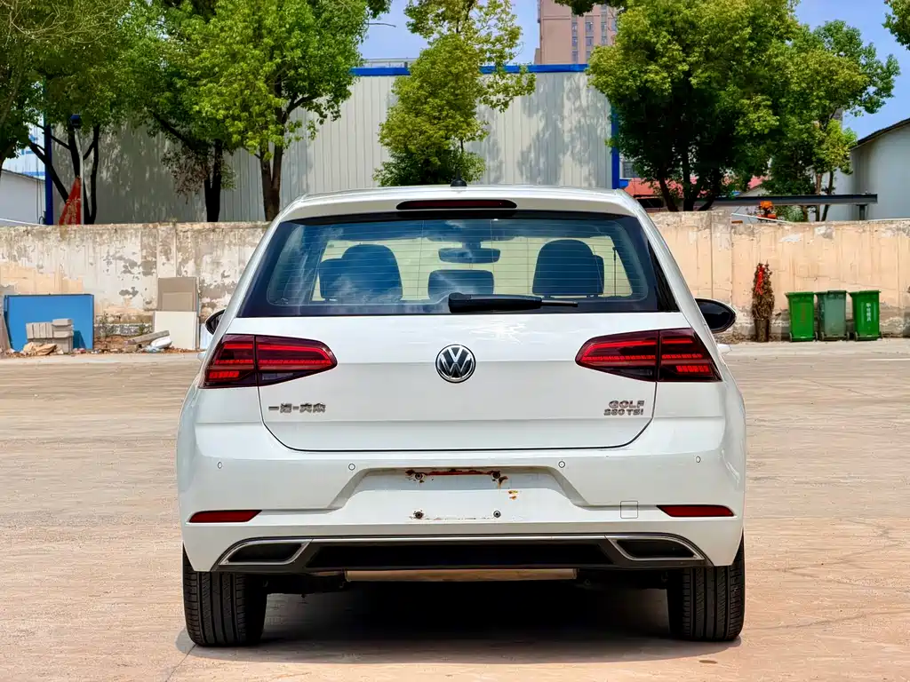 Volkswagen Golf — миниатюра 9