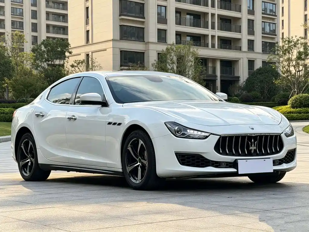Maserati Ghibli — миниатюра 3