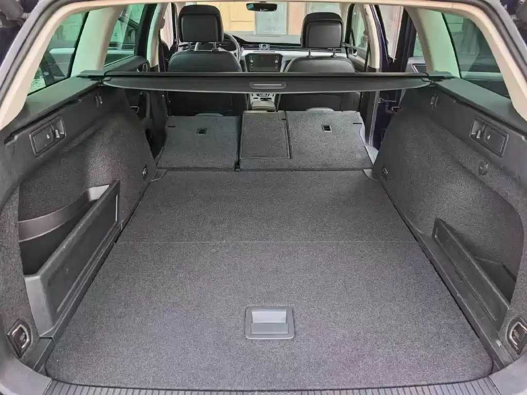 Volkswagen Viloran New Energy — миниатюра 9