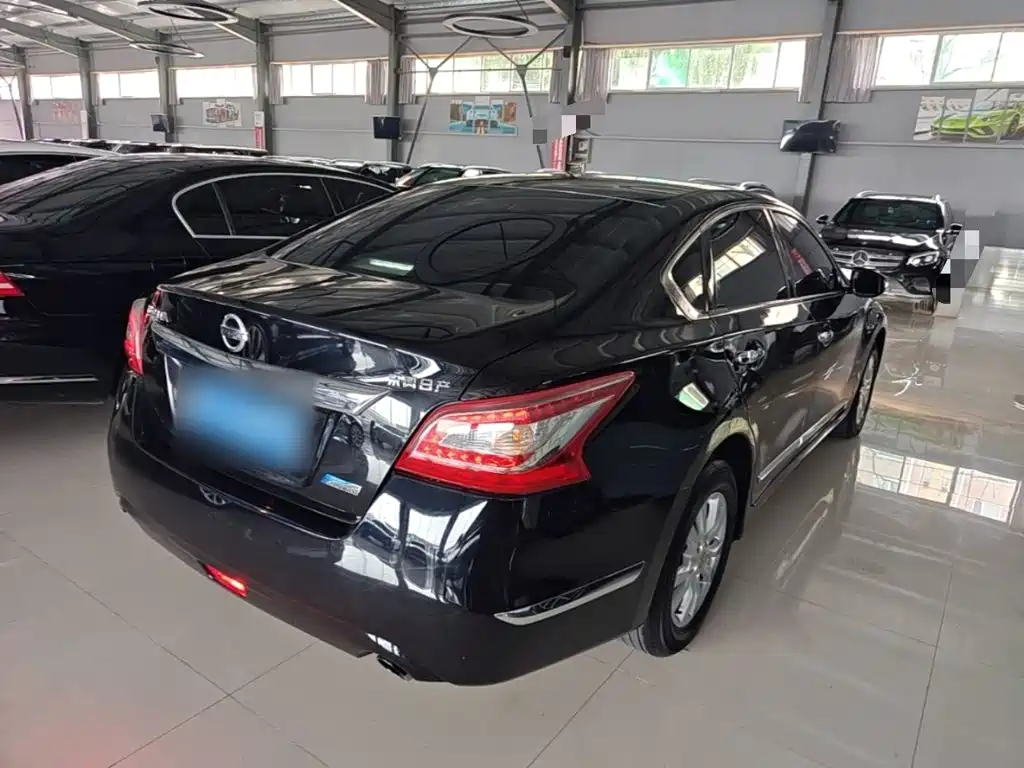 Nissan Teana — миниатюра 7