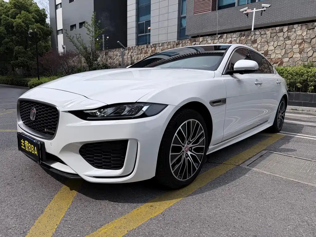 Jaguar XEL 2021