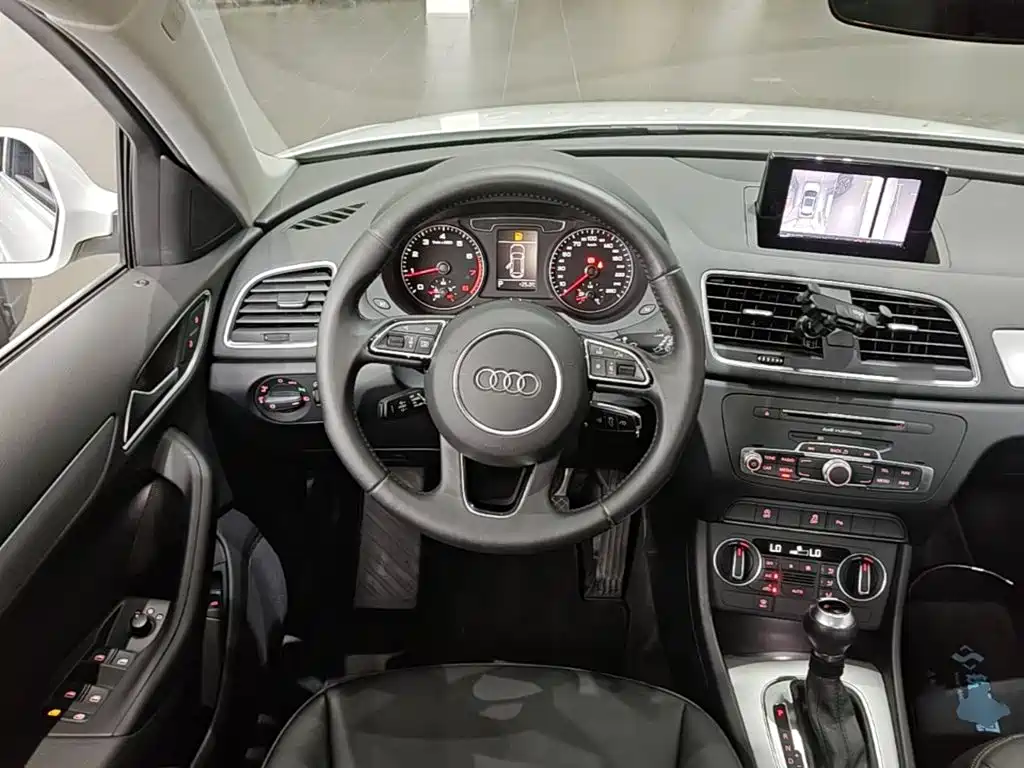 Audi Q3 — миниатюра 11
