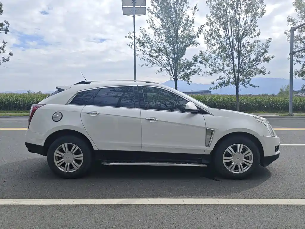 Cadillac SRX 2014 3.0L Elite