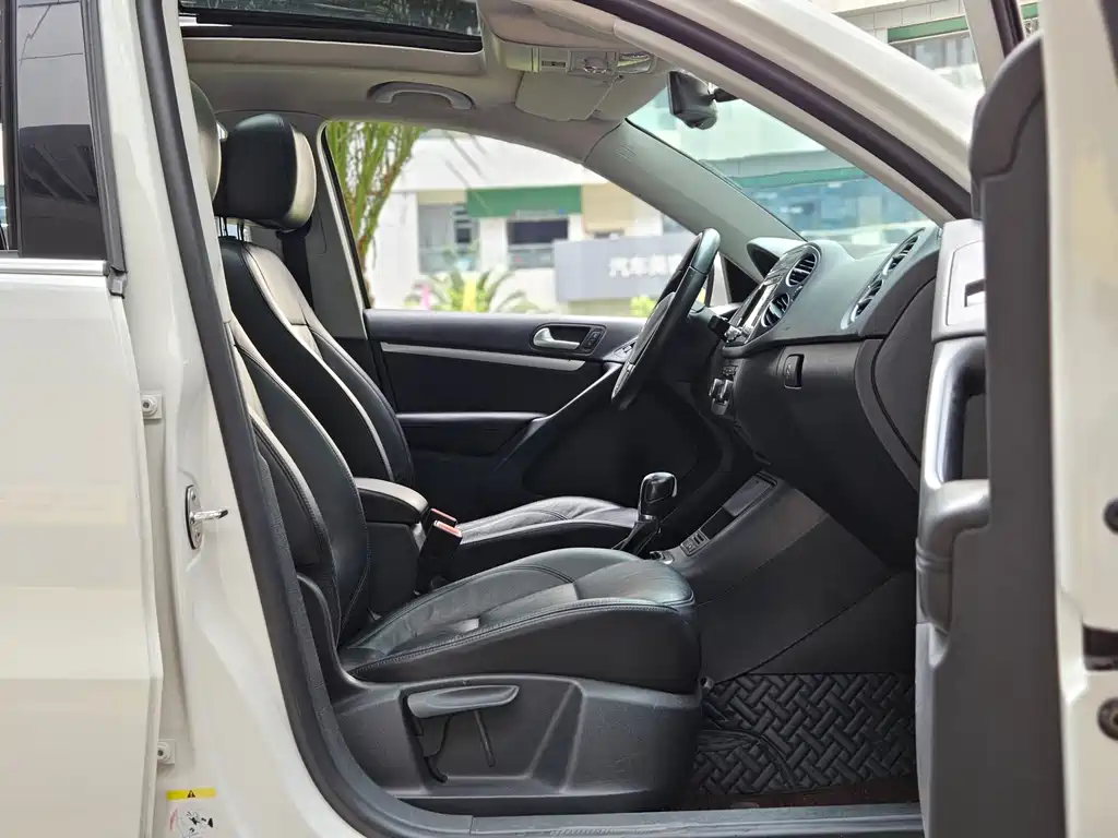 Volkswagen Tiguan — миниатюра 16