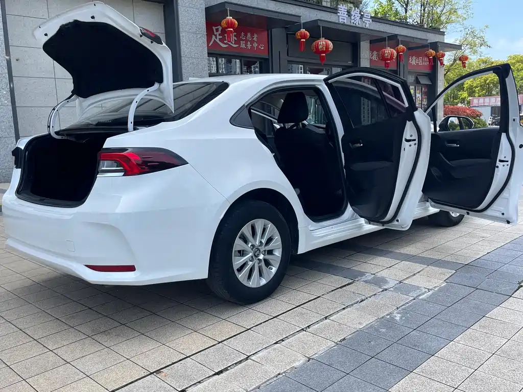 Toyota Corolla - фото 15