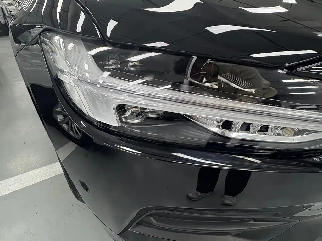 Volvo S60 — миниатюра 4