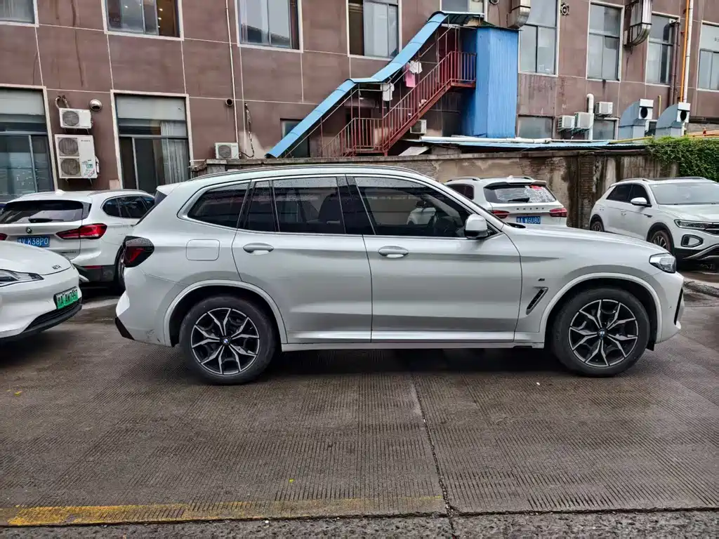 BMW X3 — миниатюра 5