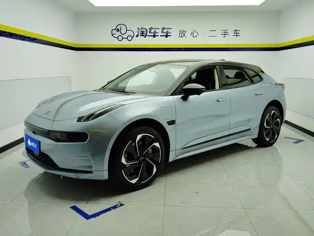 2022 Zeekr 001