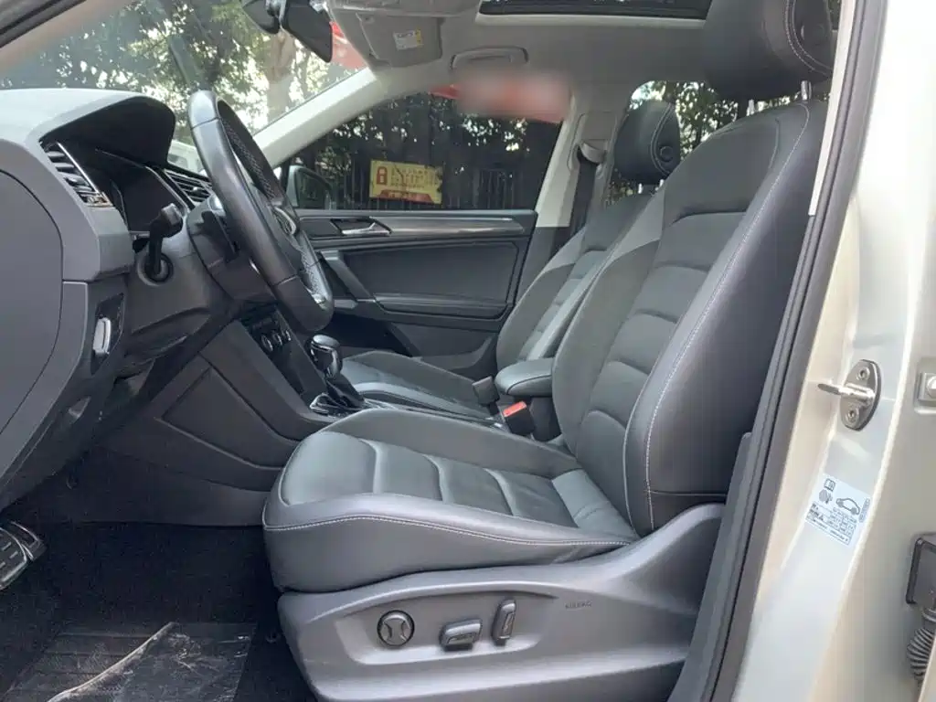 Volkswagen Tiguan L — миниатюра 20
