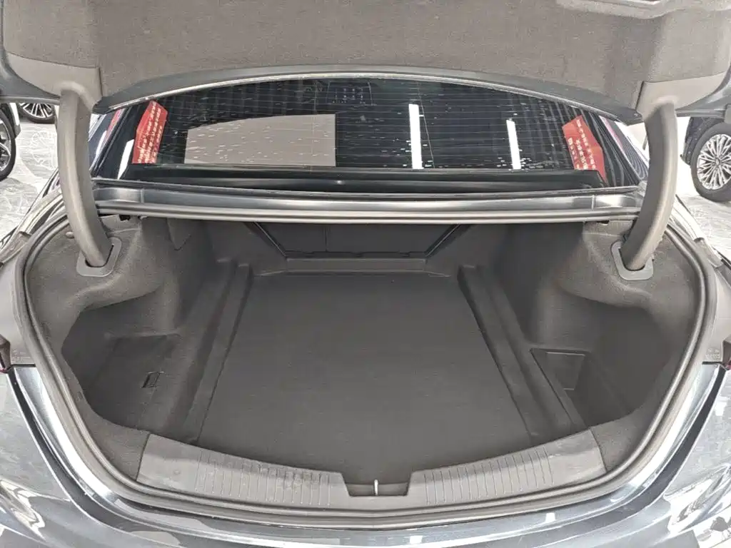 Cadillac CT5 — миниатюра 19