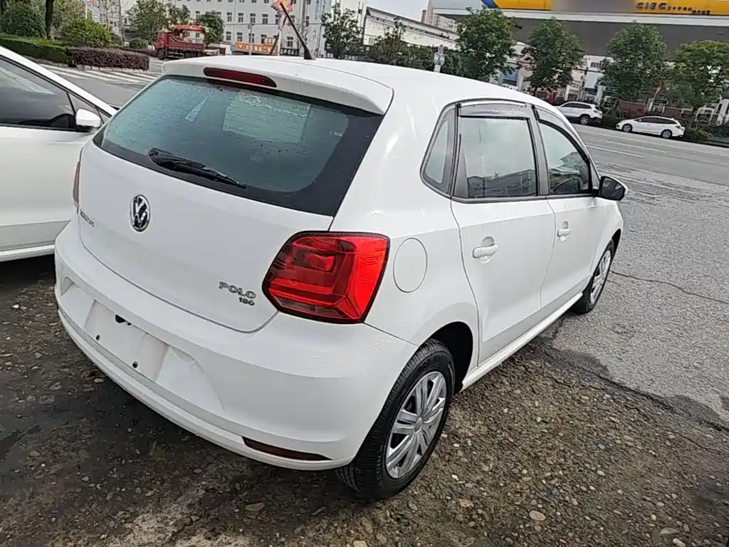 Volkswagen Polo — миниатюра 7