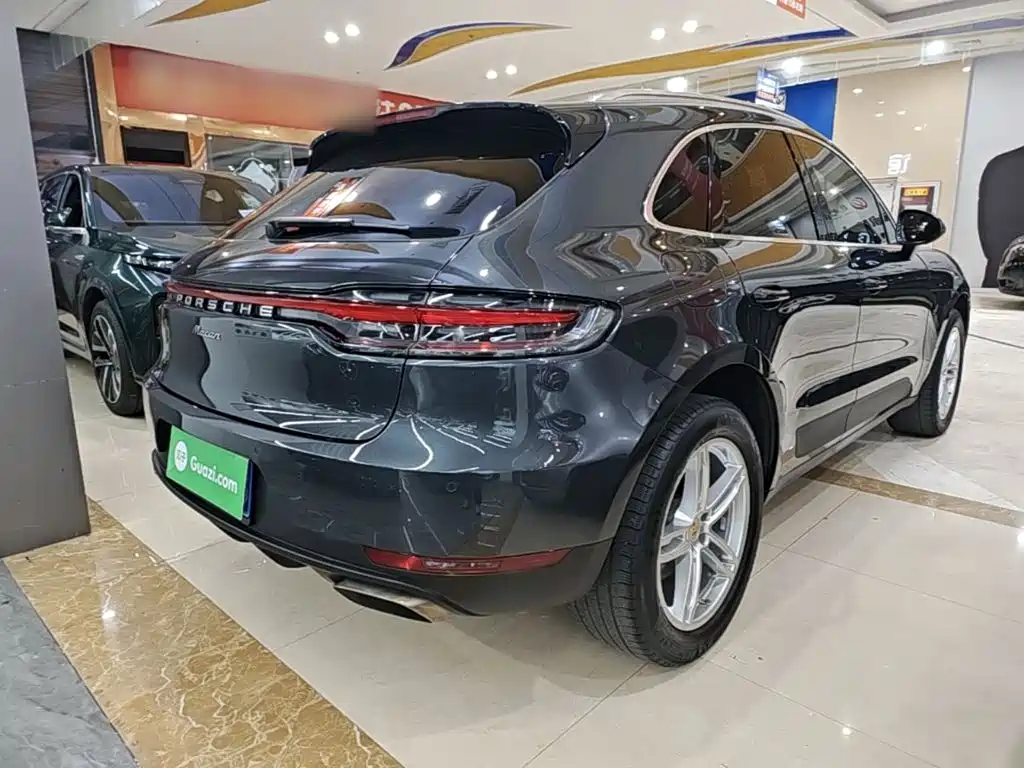 Porsche Macan — миниатюра 7