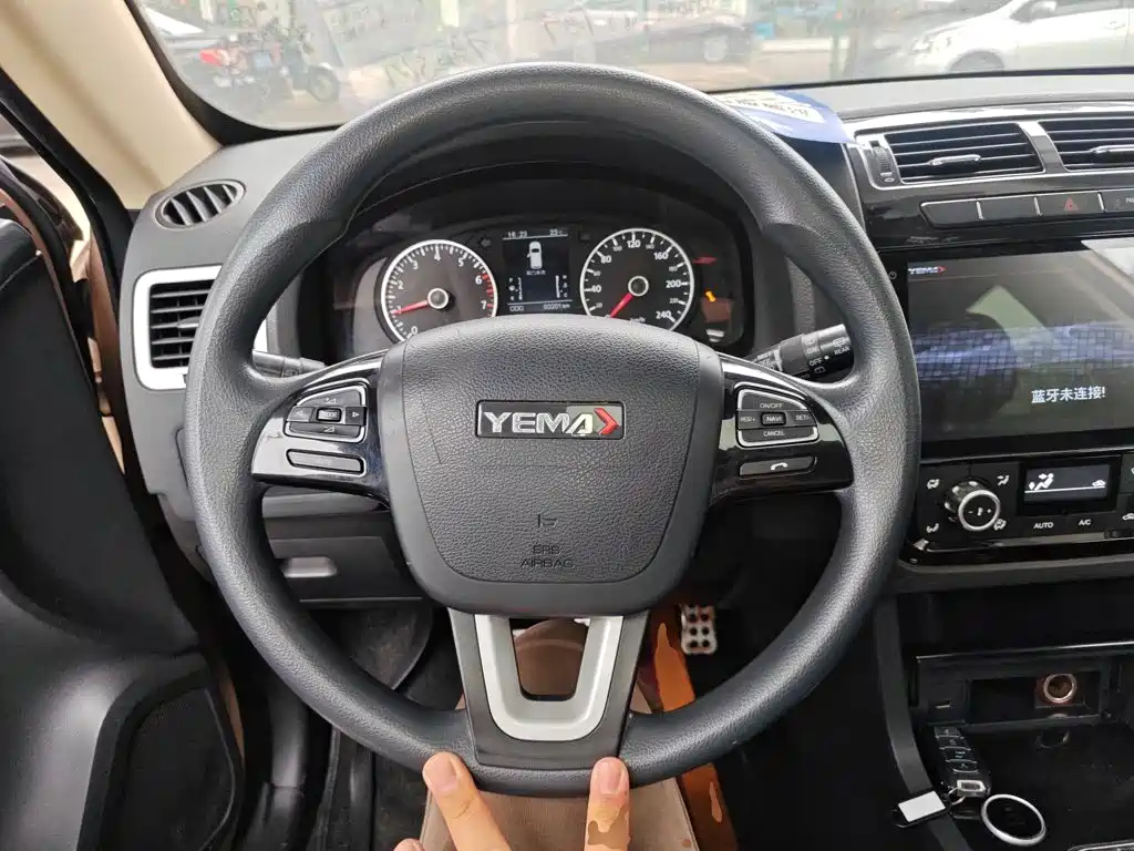 Yema Mustang T70 — миниатюра 7