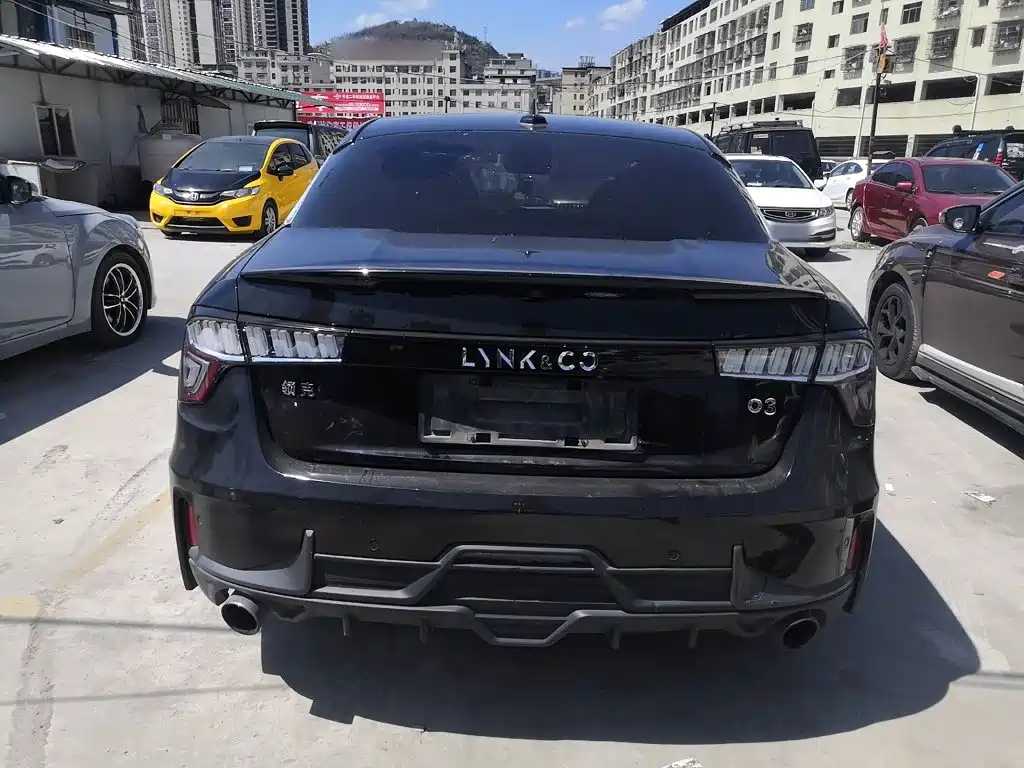 Lynk & Co 03 2019 2.0TD AT Pro