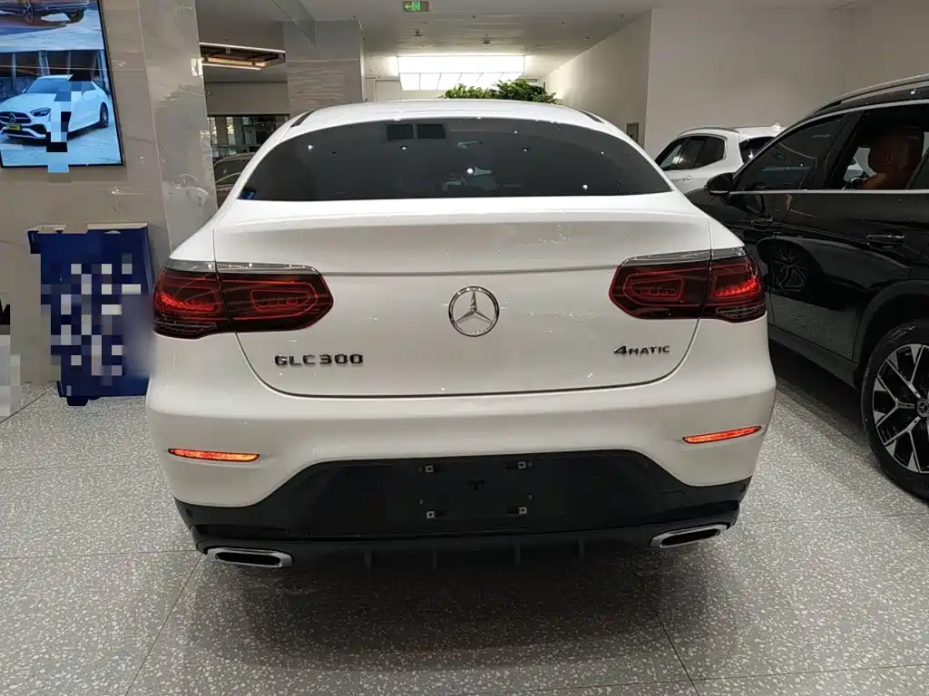 Mercedes-Benz GLC 2020 GLC 300 4MATIC SUV