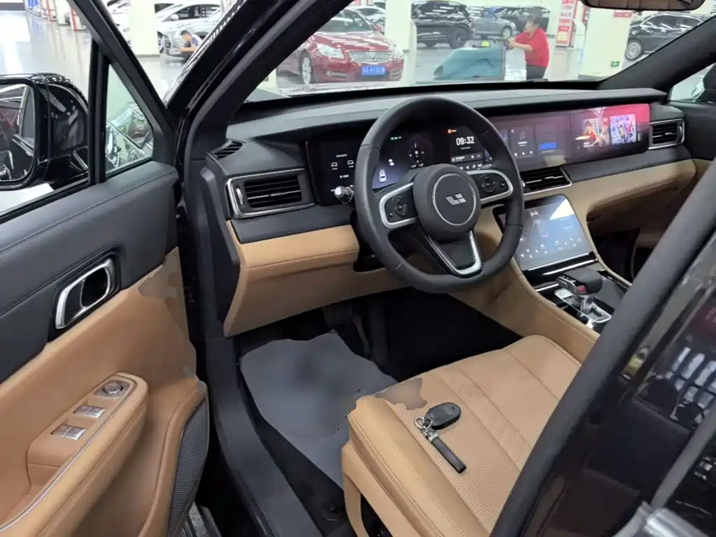 Li Auto Li ONE — миниатюра 16