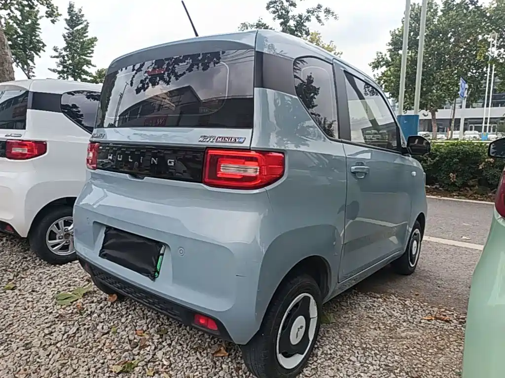 Wuling MINIEV — миниатюра 7