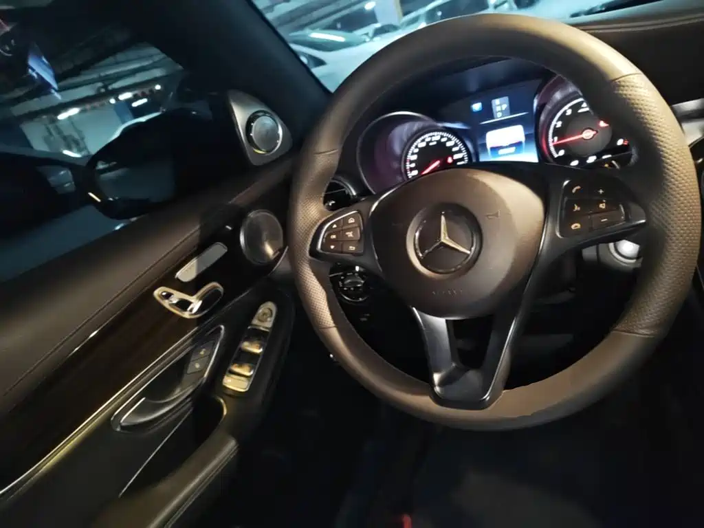 Mercedes-Benz GLC — миниатюра 11
