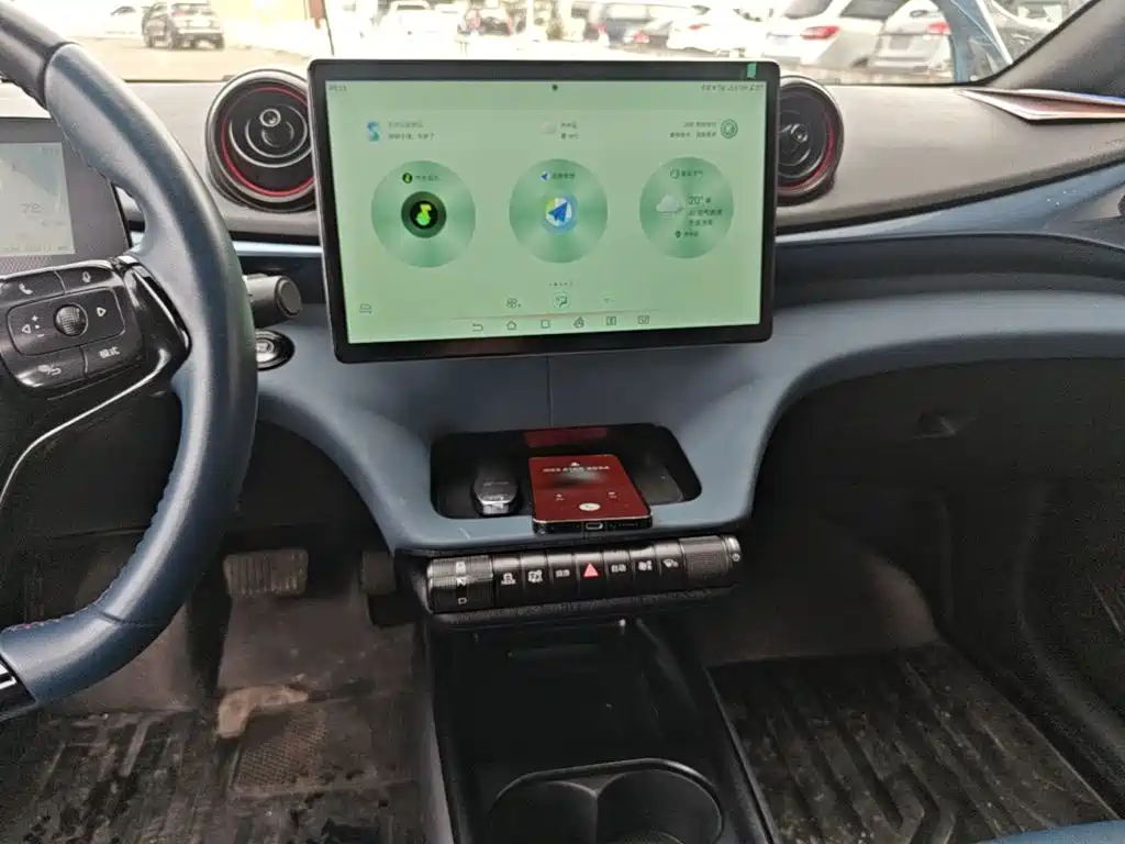BYD Dolphin — миниатюра 13