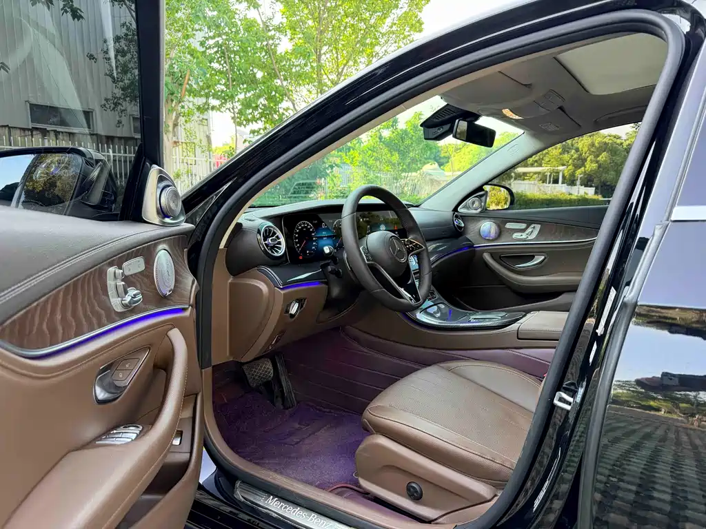 Mercedes-Benz E-Class E 2023 E 300 L Luxury