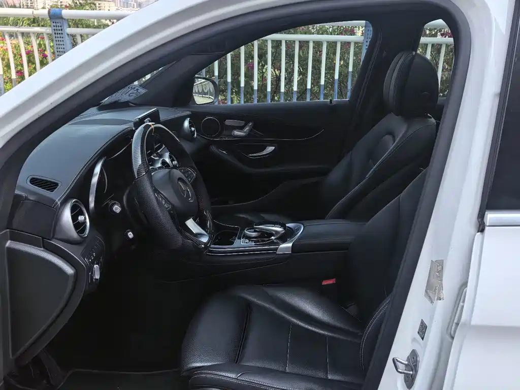 Mercedes-Benz GLC — миниатюра 9
