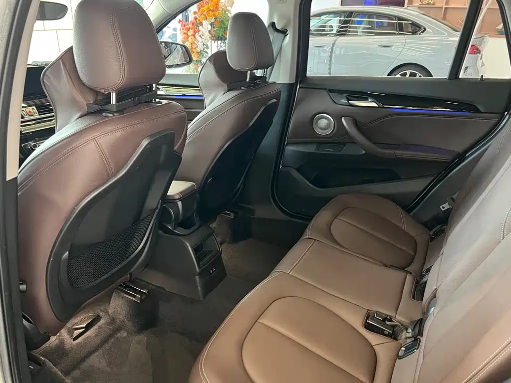 BMW X1 — миниатюра 9