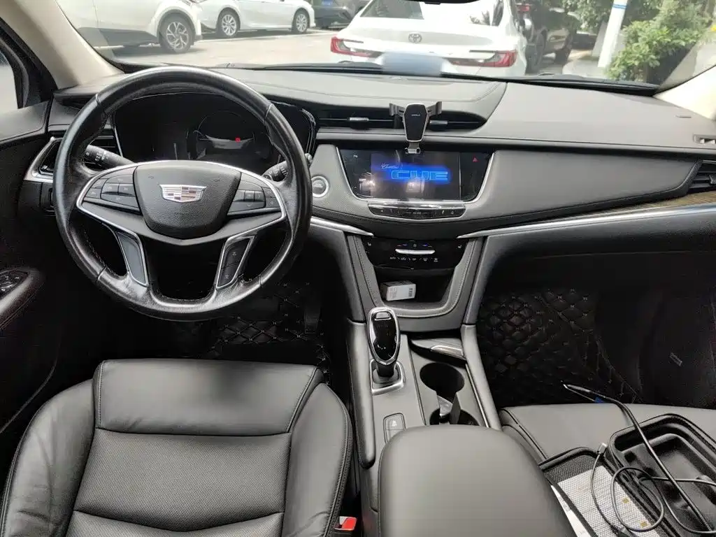 Cadillac XT5 — миниатюра 13
