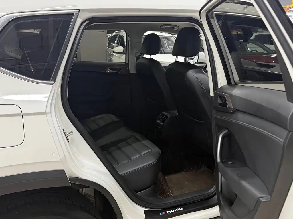 Volkswagen Tharu — миниатюра 11