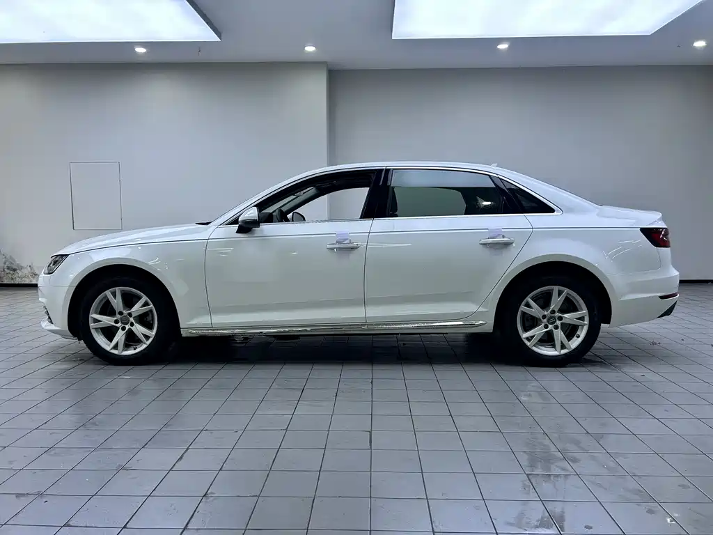 Audi A4L 2018 30 40 TFSI