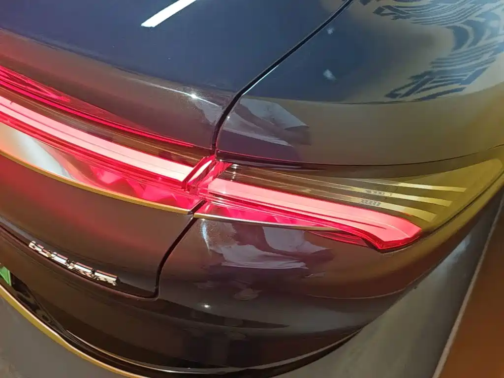 Buick Electra L7 — миниатюра 8