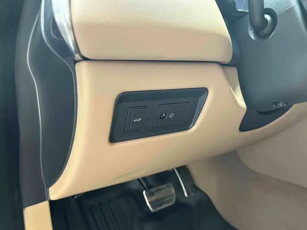 Jaguar XFL — миниатюра 9