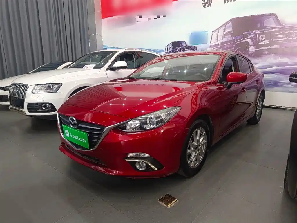 Mazda 3 Axela 2015