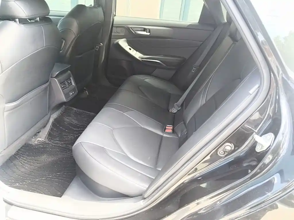 Toyota Avalon — миниатюра 17