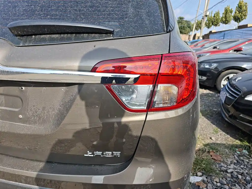 Buick Envision Plus — миниатюра 8