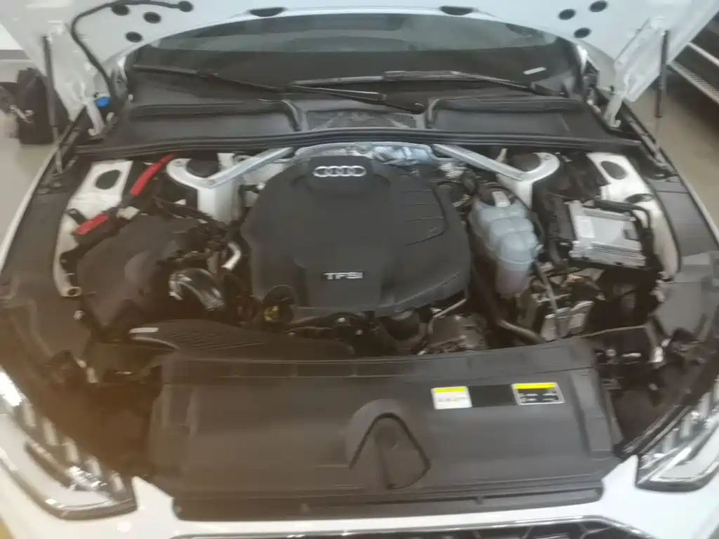 Audi A4L — миниатюра 16
