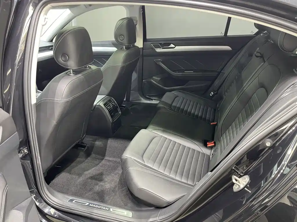 Volkswagen Magotan — миниатюра 5
