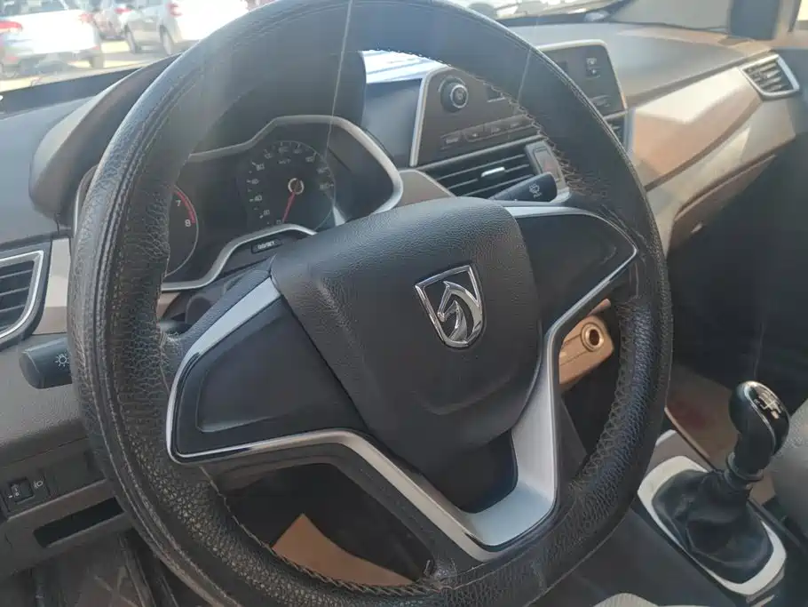 Baojun 310W — миниатюра 15