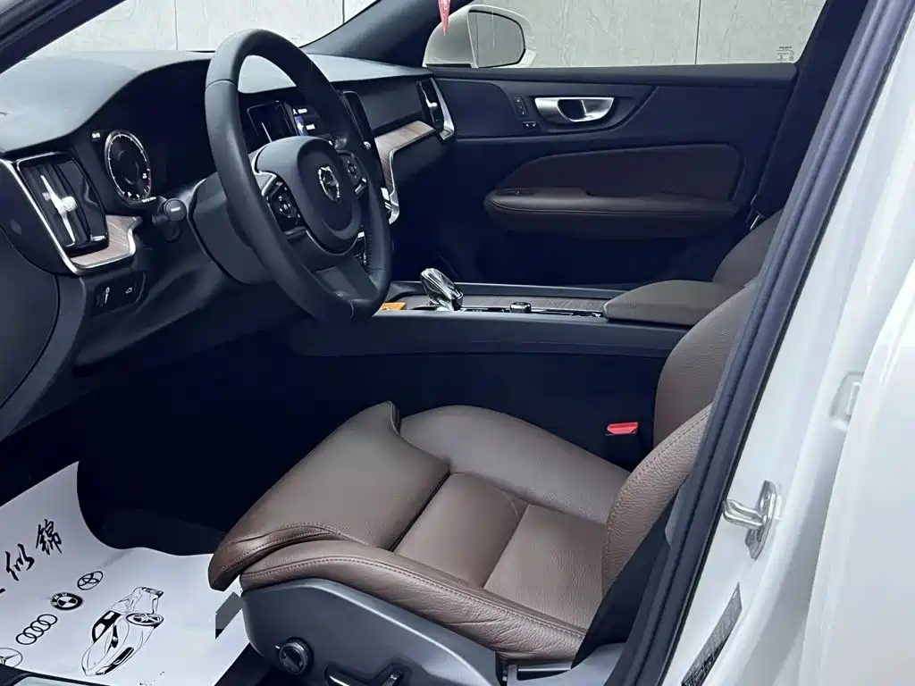 Volvo S60 — миниатюра 4