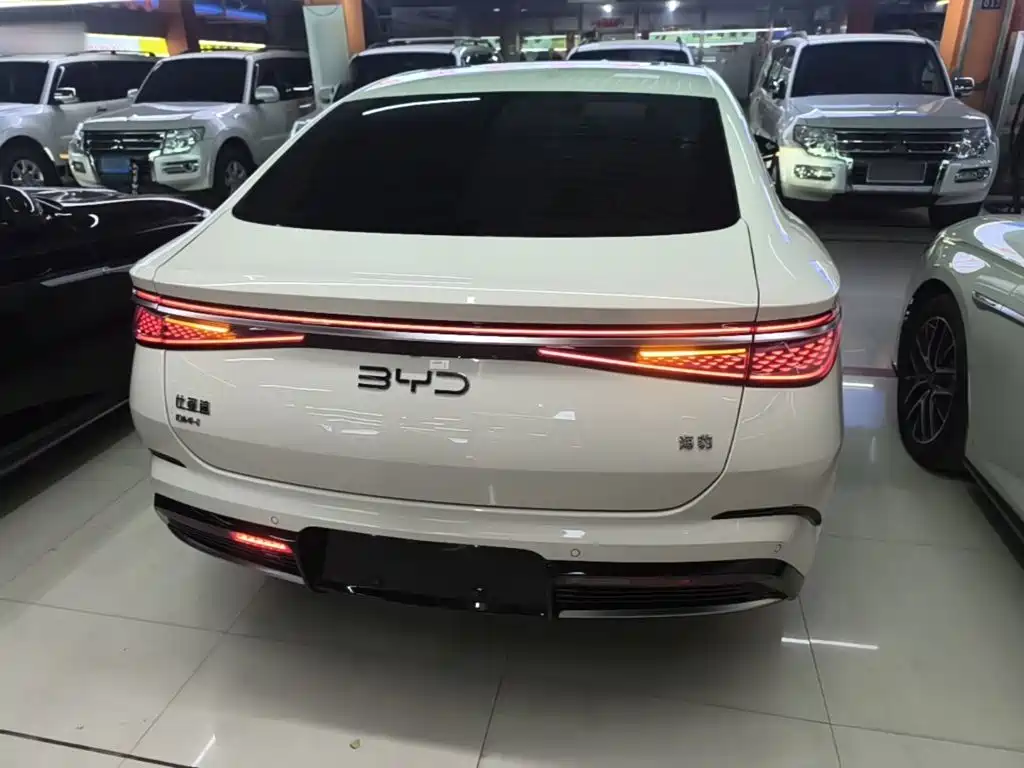 BYD Seal — миниатюра 6