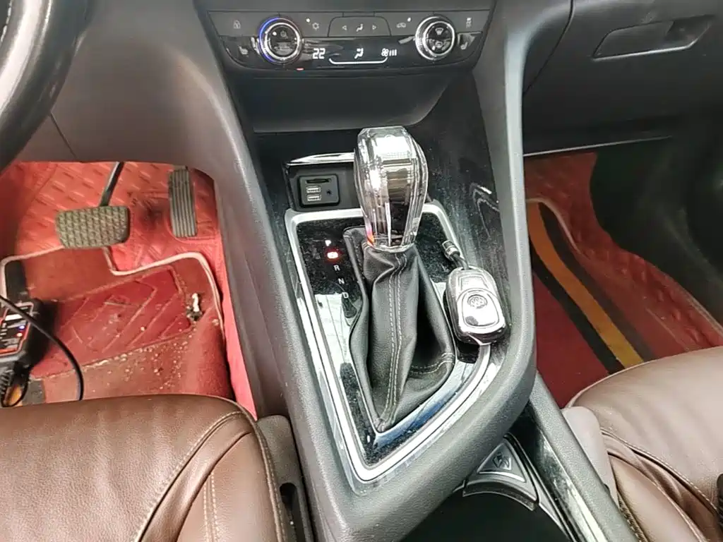 Buick GL6 — миниатюра 14