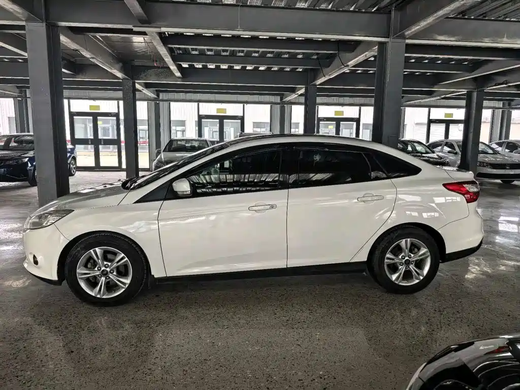 Ford Focus — миниатюра 3
