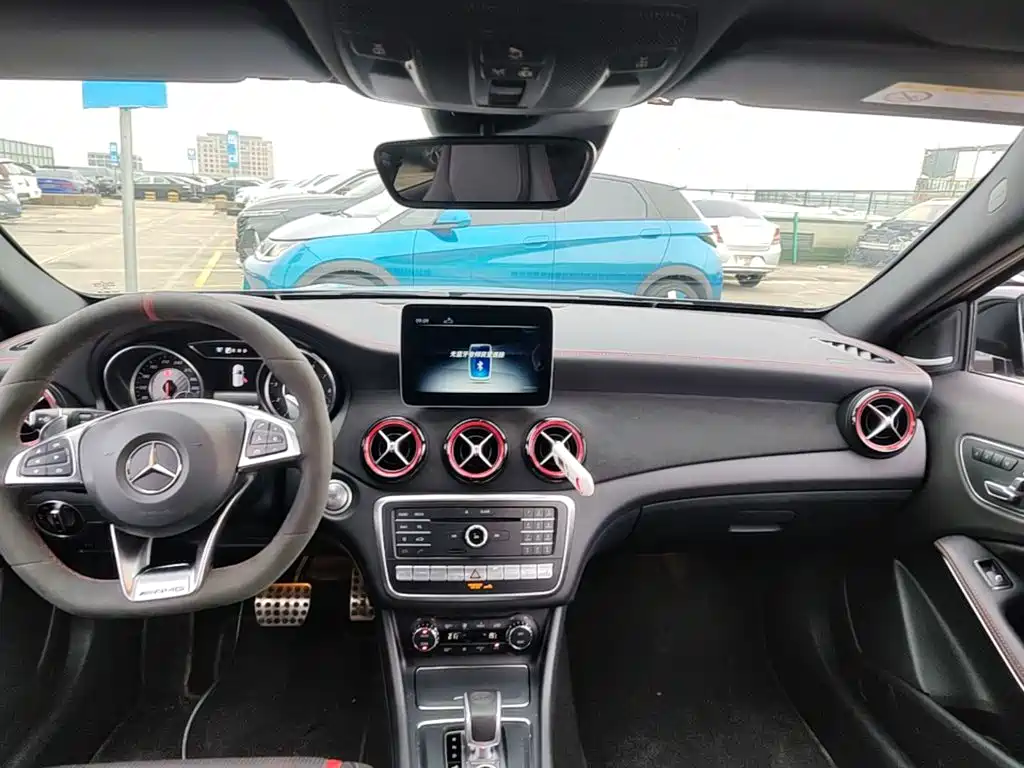Mercedes-Benz GLA AMG — миниатюра 13