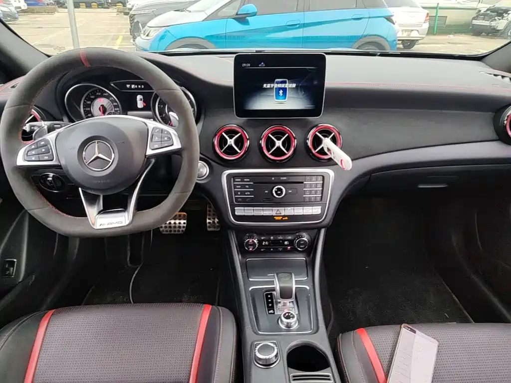 Mercedes-Benz GLA AMG — миниатюра 14