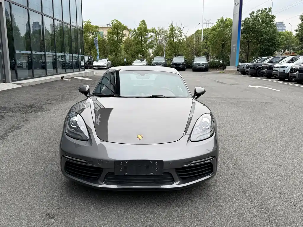 Porsche 718