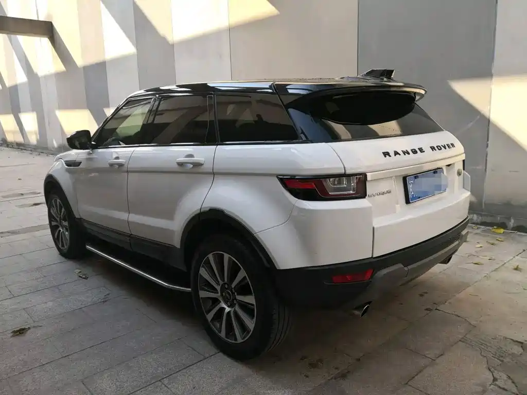 Land Rover Evoque — миниатюра 9