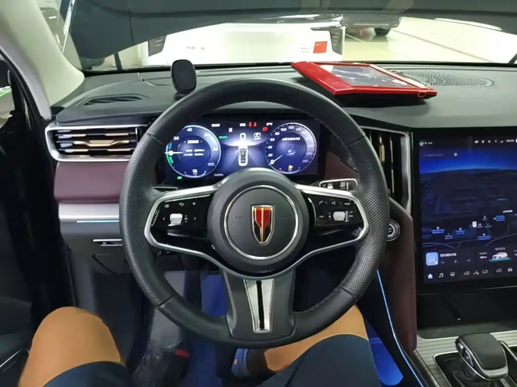 Hongqi Hongqi HS7 PHEV — миниатюра 11