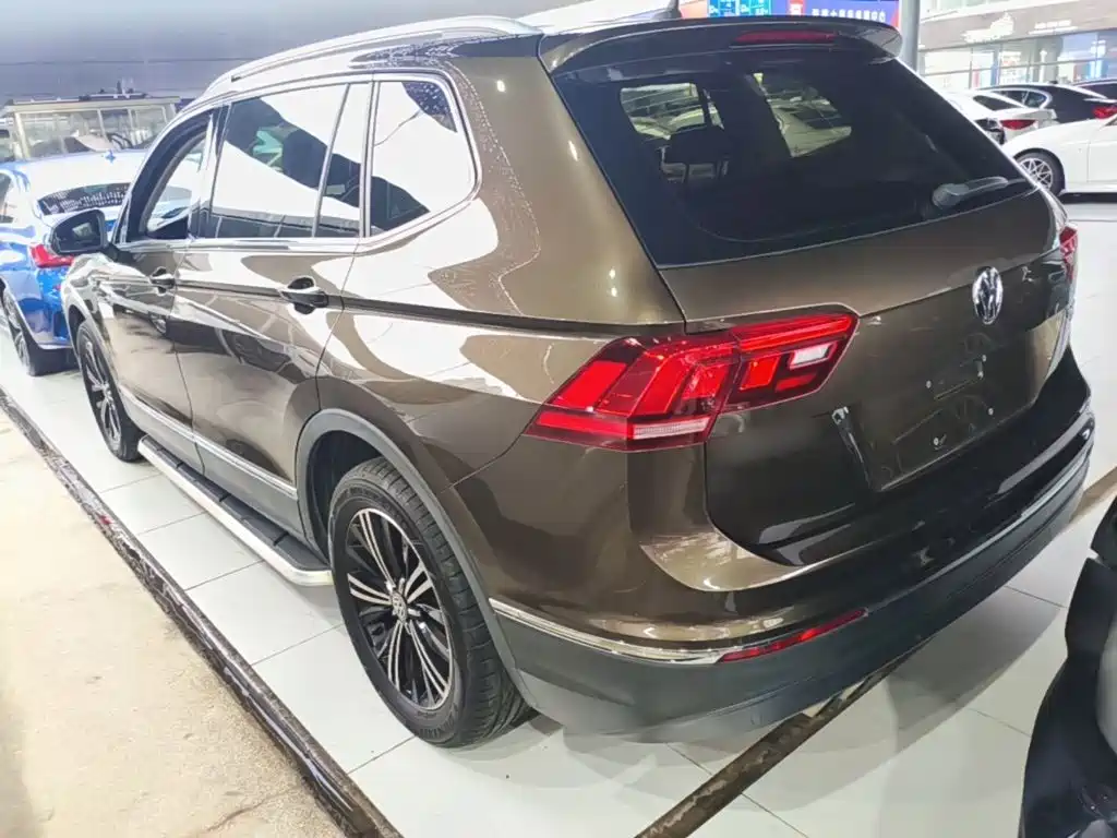 Volkswagen Tiguan L — миниатюра 5